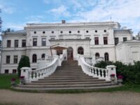 Puurmani loss Põltsamaa vallas Jõgeva maakonnas 2023. aasta suvel